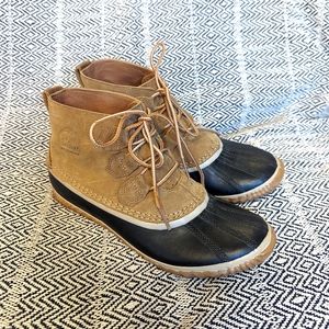 Sorel Out N About Leather Duck Boots